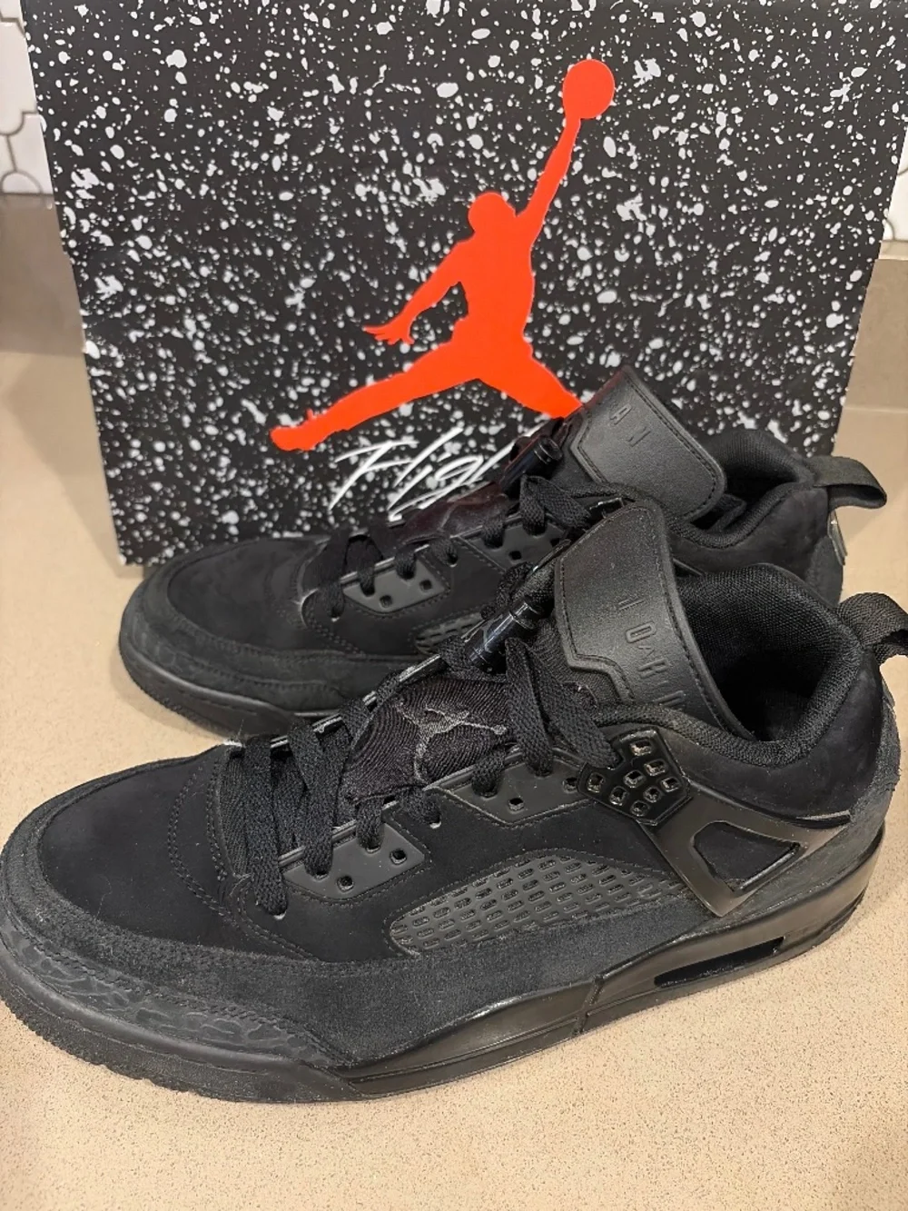 Jordan Spizike Low